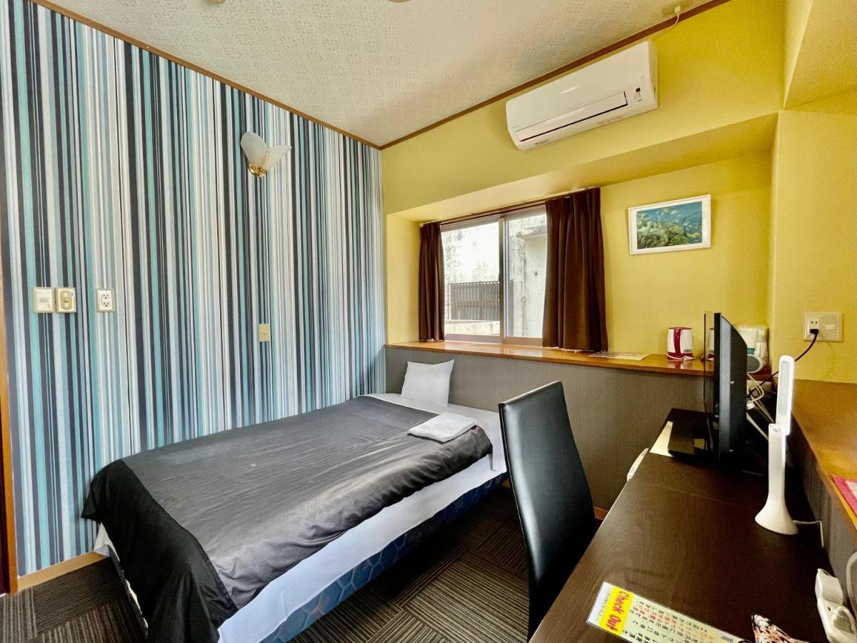 Time Rich Hotell Okinawa Exteriör bild
